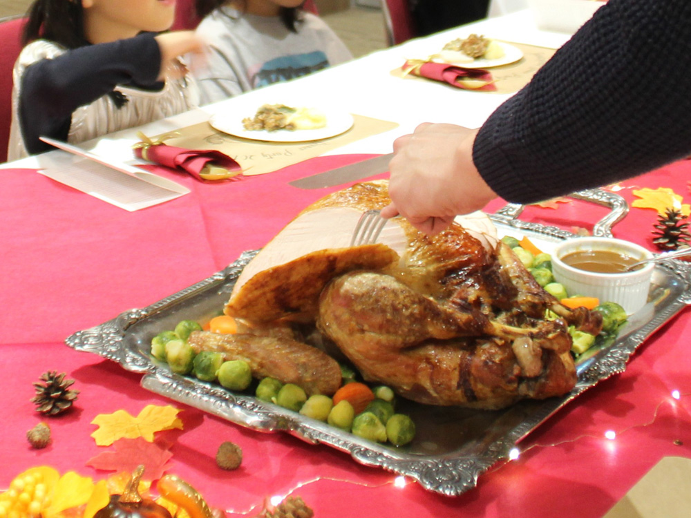 Thanksgiving Party2